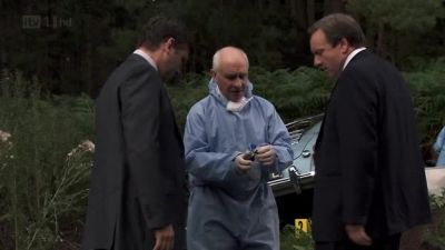 Tracker rod from the steering
column almost cut through. - Midsomer Murders