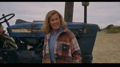 (tractor starts)
(Gravel) Wait, wait, wait, wait, wait - Far North