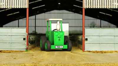 ♪ Tractor Ted
is asleep in his shed ♪ - Tractor Ted