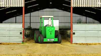 ♪ Tractor Ted
is asleep in his shed ♪ - Tractor Ted