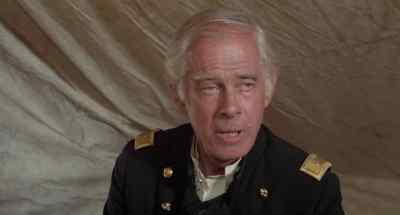 - Tracy! Tracy!
- No! - The Apple Dumpling Gang Rides Again
