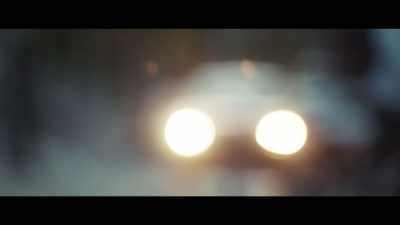 [traffic buzzing] - Last King of the Cross