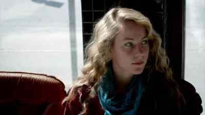 (TRAFFIC PASSES) - Wallander