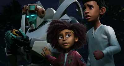 [train horn blaring] - Transformers: EarthSpark