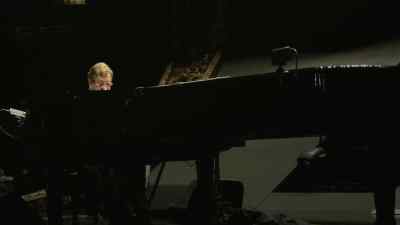 ♪ (Transition sound) - Elton John: Never Too Late