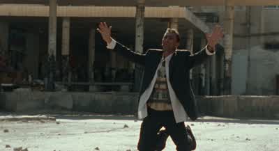 Transla Tor: He says he has a family. - The Hurt Locker