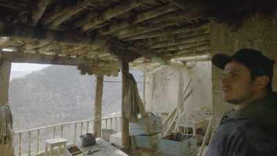 [translator] We met
the last man to live here, - Mysteries of the Abandoned