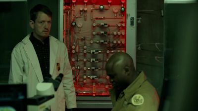 Transport to Freeland has been secured. - Black Lightning