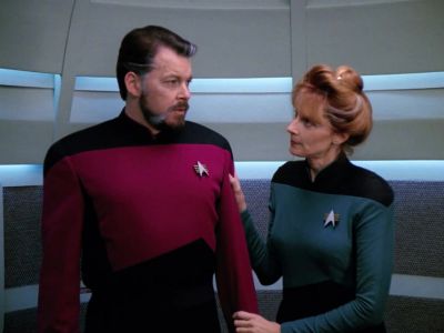 Transporter Room Six. - Star Trek: The Next Generation