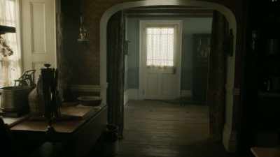 (TRAPDOOR CREAKS) - Alias Grace