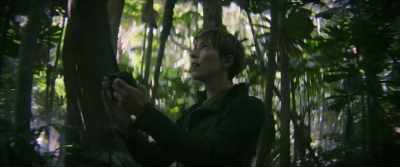 -[Trapper] What you doing, Doc?
-[radio beeps] - Godzilla x Kong: The New Empire
