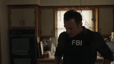 - Travis left in a hurry - FBI: Most Wanted