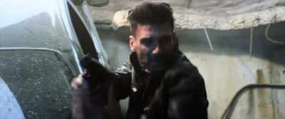 Trent! Trent! God damn it! - Beyond Skyline