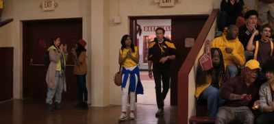Trina's gonna be so mad.
Do you see her? Do you see her? - The Big Door Prize