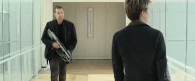 Tris, we need to leave now, all right? - Insurgent