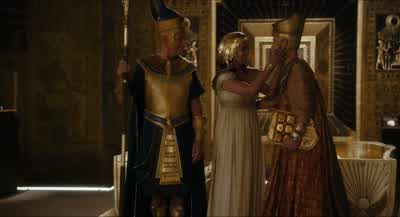 Trixey, behave. - Night at the Museum: Secret of the Tomb