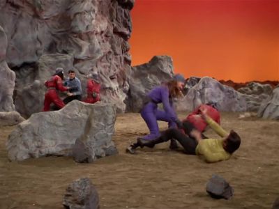 Troglytes, halt! - Star Trek
