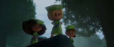 -[Troop girl] It's not just a turtle.
-[screams] - Vivo