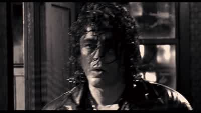 Troops, get outta here. - Sin City