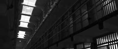 ♪ Trouble, trouble ♪ - Alcatraz