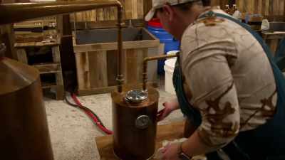[troy] if I'd been
like you and ballsy, - Moonshiners: Master Distiller