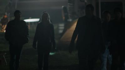 Troy is not gonna go easily. - Fear the Walking Dead
