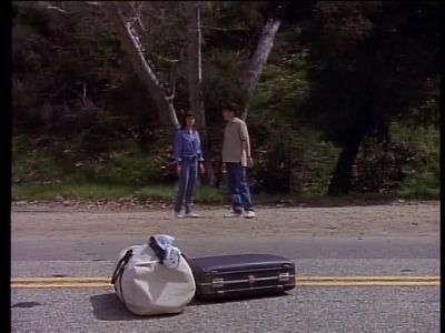 [ TRUCK APPROACHING ] - The Wonder Years