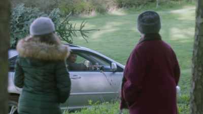 [TRUCK DRIVING UP] - A Very British Christmas