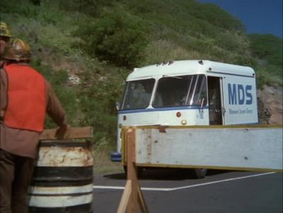 [ TRUCK HORN HONKING ] - Hawaii Five-0
