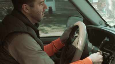 (truck revs) - Betsy