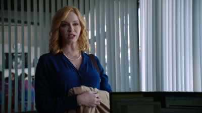 - Trust me, if I was the guy
handing out credit, - Good Girls