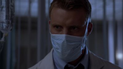 Try not to kill anyone
else until I get back. - House
