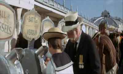 Try this one, Dickie. - Oh! What a Lovely War