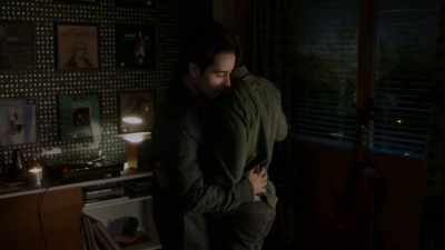 ♪ Try to shame me ♪ - Pretty Little Liars: The Perfectionists