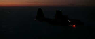 Try to hold your heading, sir. - Air Force One