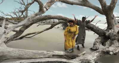 ♪ Tryin'
Prayin' ♪ - The Color Purple