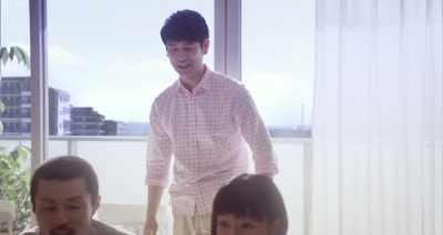 - Tsuda, leave it to her.
- No, she's pregnant. - It Comes