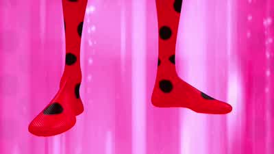 - Tu n'as qu'à dire, "Transforme-moi". - Miraculous: Tales of Ladybug & Cat Noir