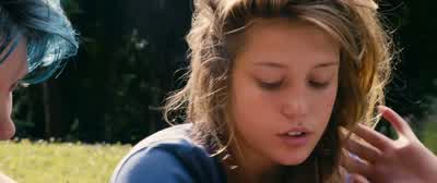 - Tu voulais me dire un truc? - Blue Is the Warmest Color