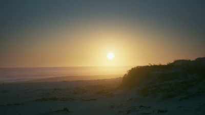 Tuesday is gonna be
too big here to surf. - Edge of the Earth