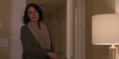 - Tull, what are you doing here?
- Can I sleep over? - Firefly Lane