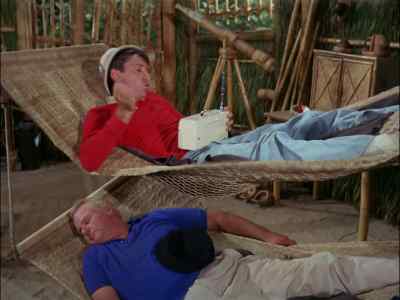 [TUNE ENDS] - Gilligan's Island