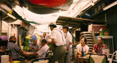 Tung had no interest in
wealth or power. - The Confidence Man JP - The Movie -