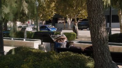 Turn around and go, Tyler. - NCIS