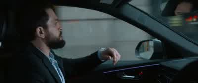 - Turn around. - The Family Plan 2