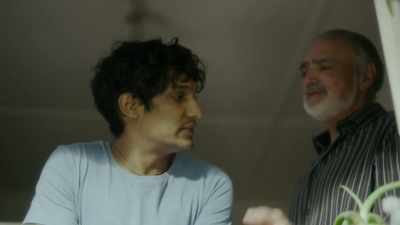 Turn your body
around, son. Honestly! - Wakefield