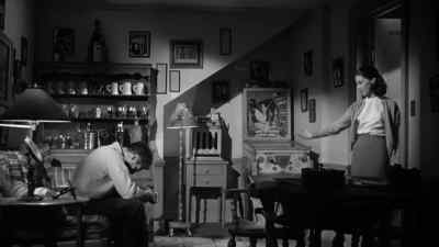 Turn off the lights. - Somebody Up There Likes Me