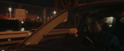 Turn right. - Nightride