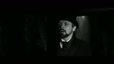 - Turn round! - The Elephant Man