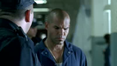 Turner, your transfer came in. - Prison Break
